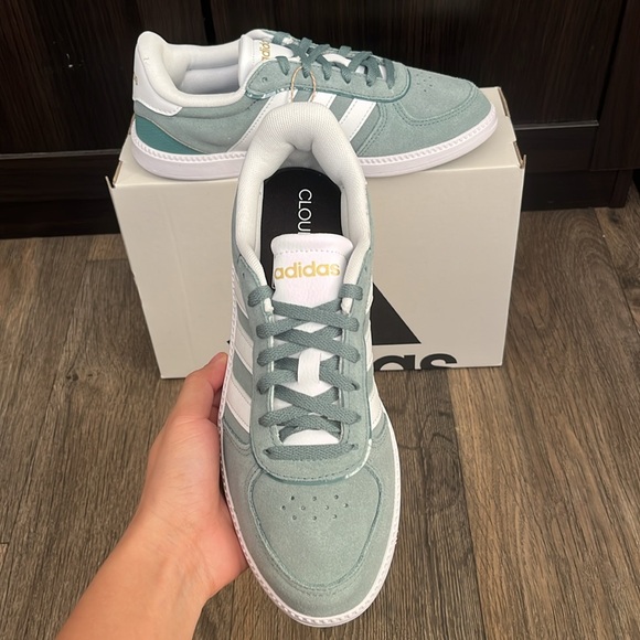 NWT Adidas Breaknet Sleek Women's Shoes - Hazy Esmerald/White - JH6349 - Picture 7 of 12